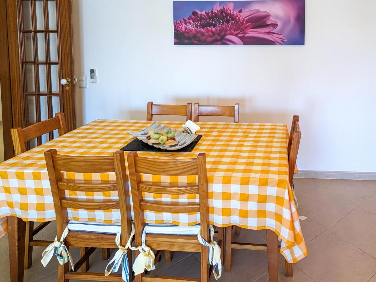 Two Bedroom Apartment - 110M2, Ac, Terrace, Wi-Fi Лагос Екстериор снимка