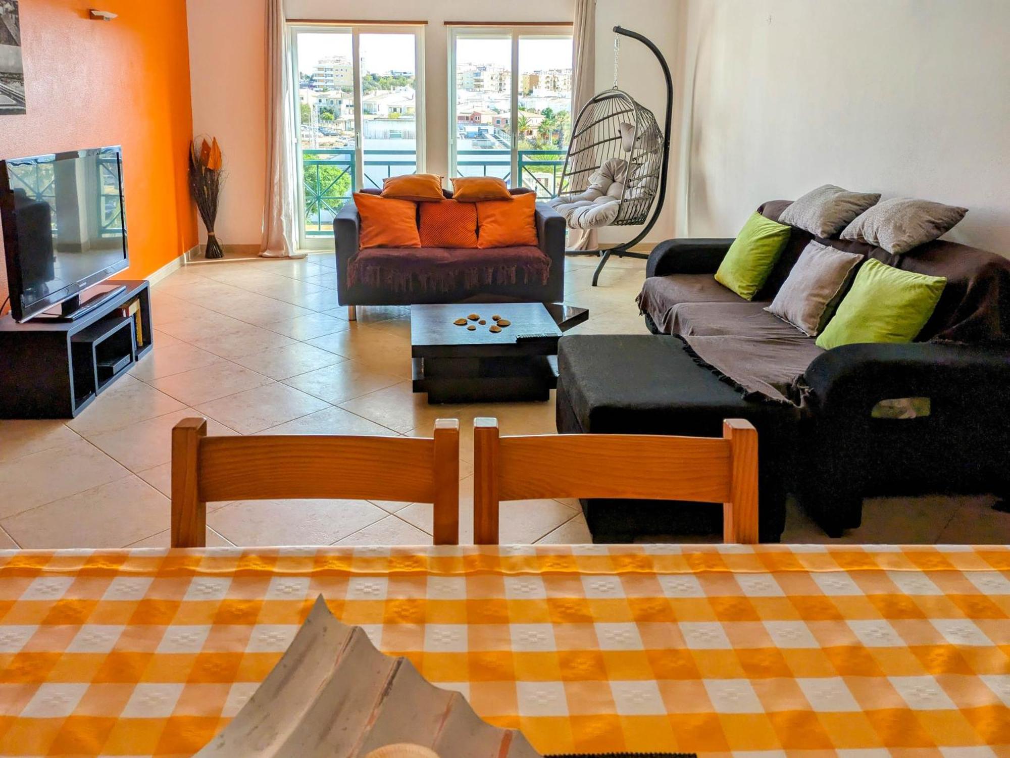 Two Bedroom Apartment - 110M2, Ac, Terrace, Wi-Fi Лагос Екстериор снимка