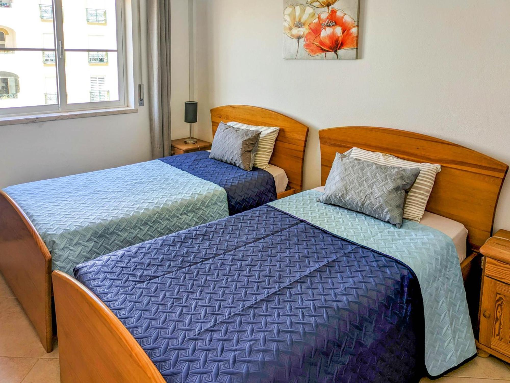 Two Bedroom Apartment - 110M2, Ac, Terrace, Wi-Fi Лагос Екстериор снимка